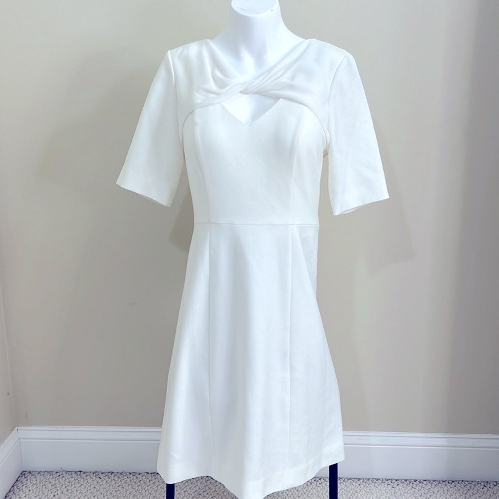 NWT BCBGMAXAZRIA Women's Cypress White Short Sleeve A-Line Dress
